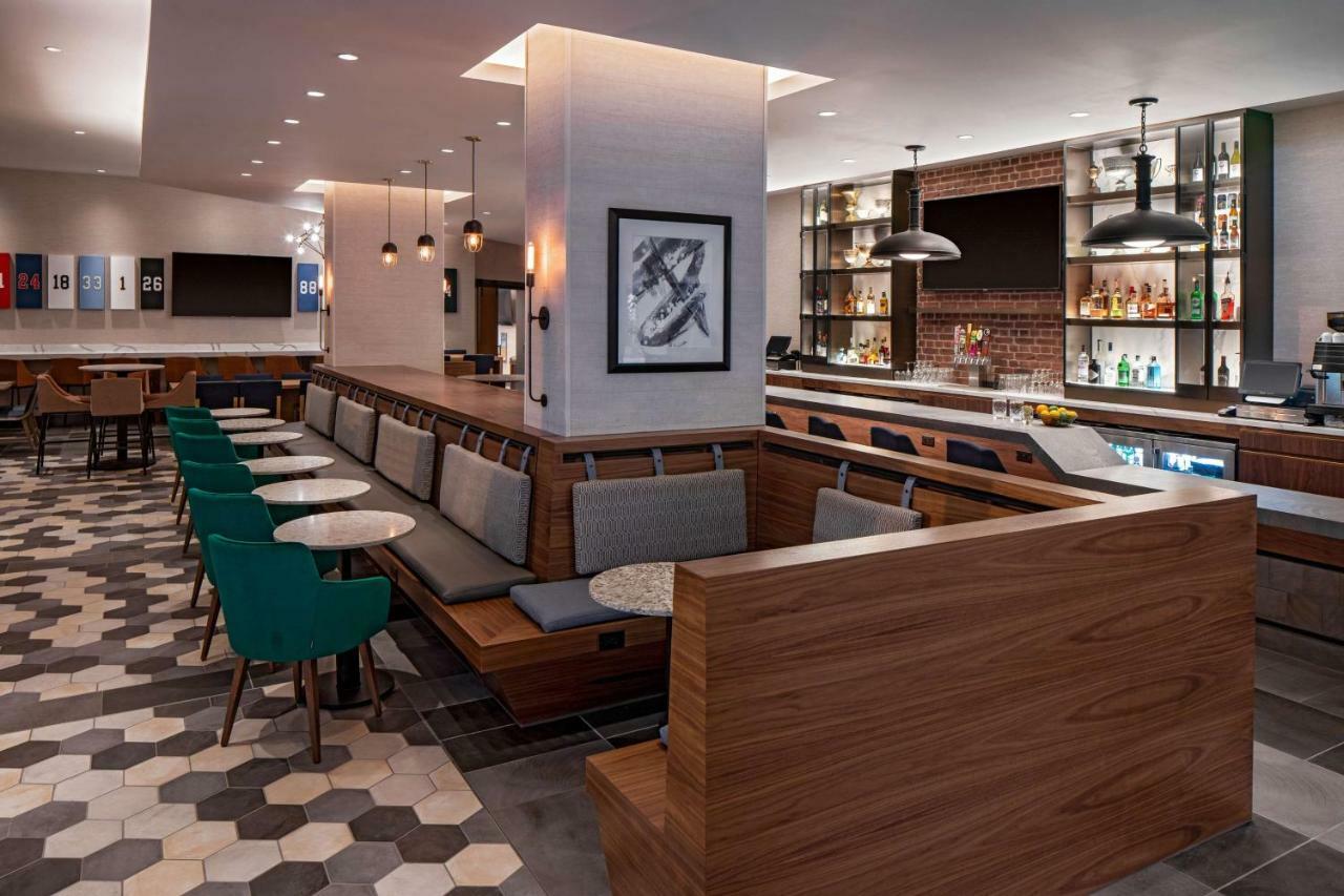 Hyatt House Indianapolis Downtown Hotel Bagian luar foto
