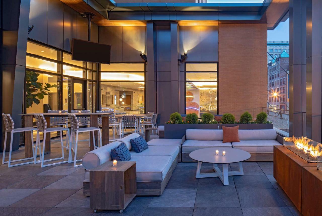 Hyatt House Indianapolis Downtown Hotel Bagian luar foto