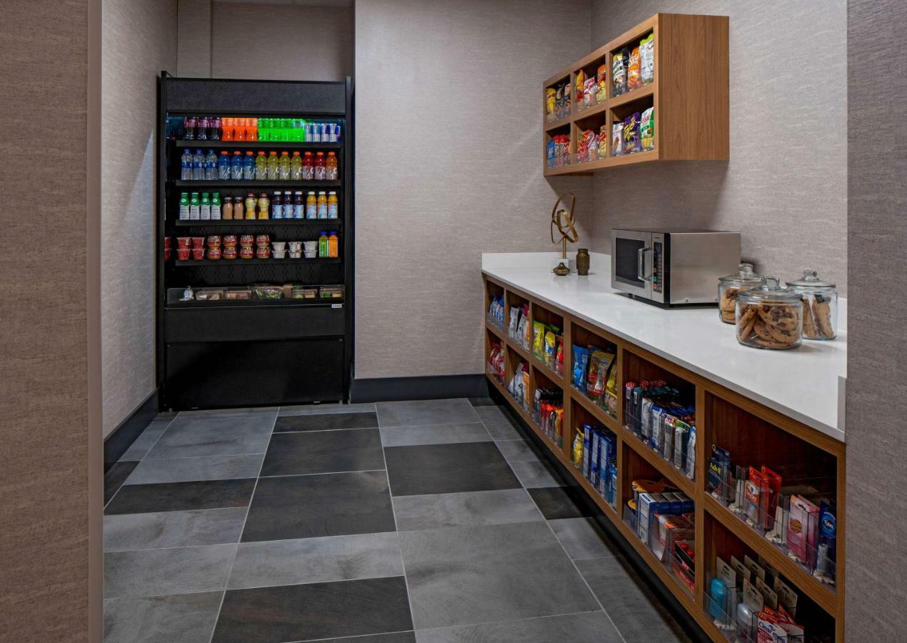 Hyatt House Indianapolis Downtown Hotel Bagian luar foto
